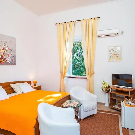 House Boninovo (adults Only)